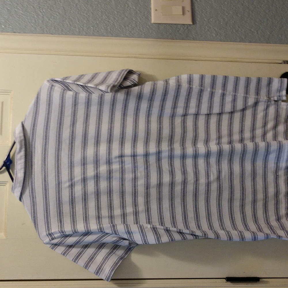 Shirt - Picture 3 of 3